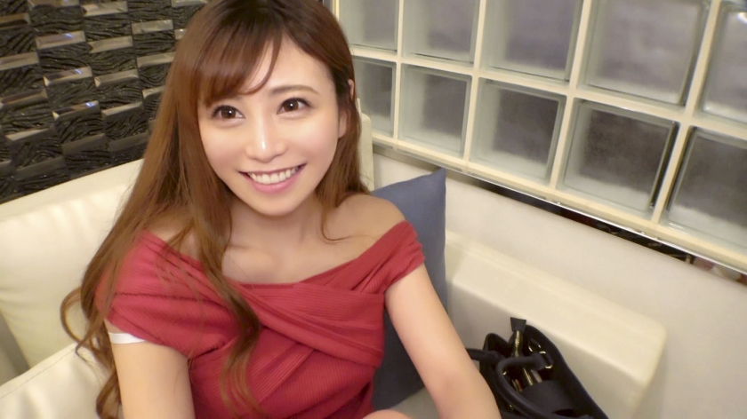 21岁超级美女挑战各种职位隐藏改造
