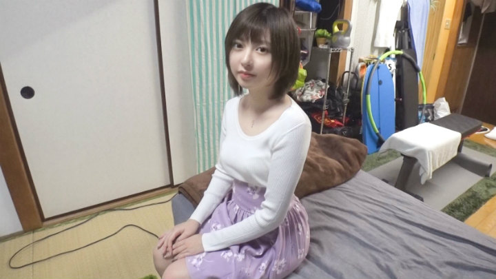 Ayano绫乃 21岁直播员工