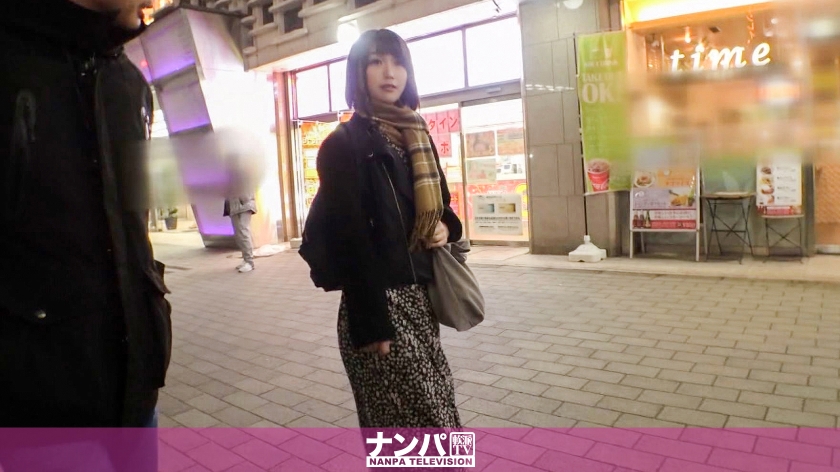 杏南27岁糕点店销售员