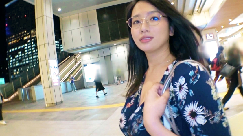 花30岁在成人商店工作